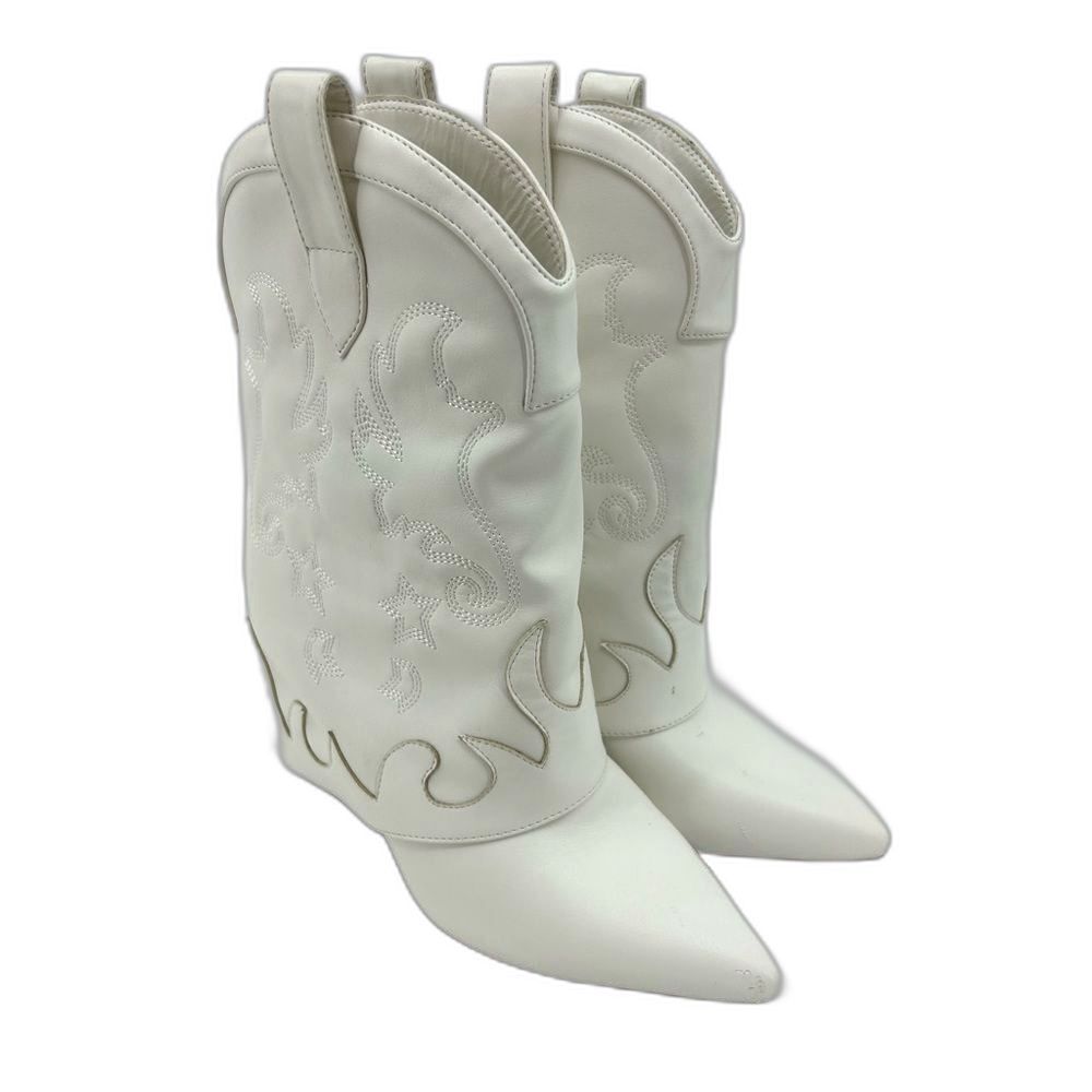 Azalea Wang Sea Fold over boot in white - Picture 1 of 7